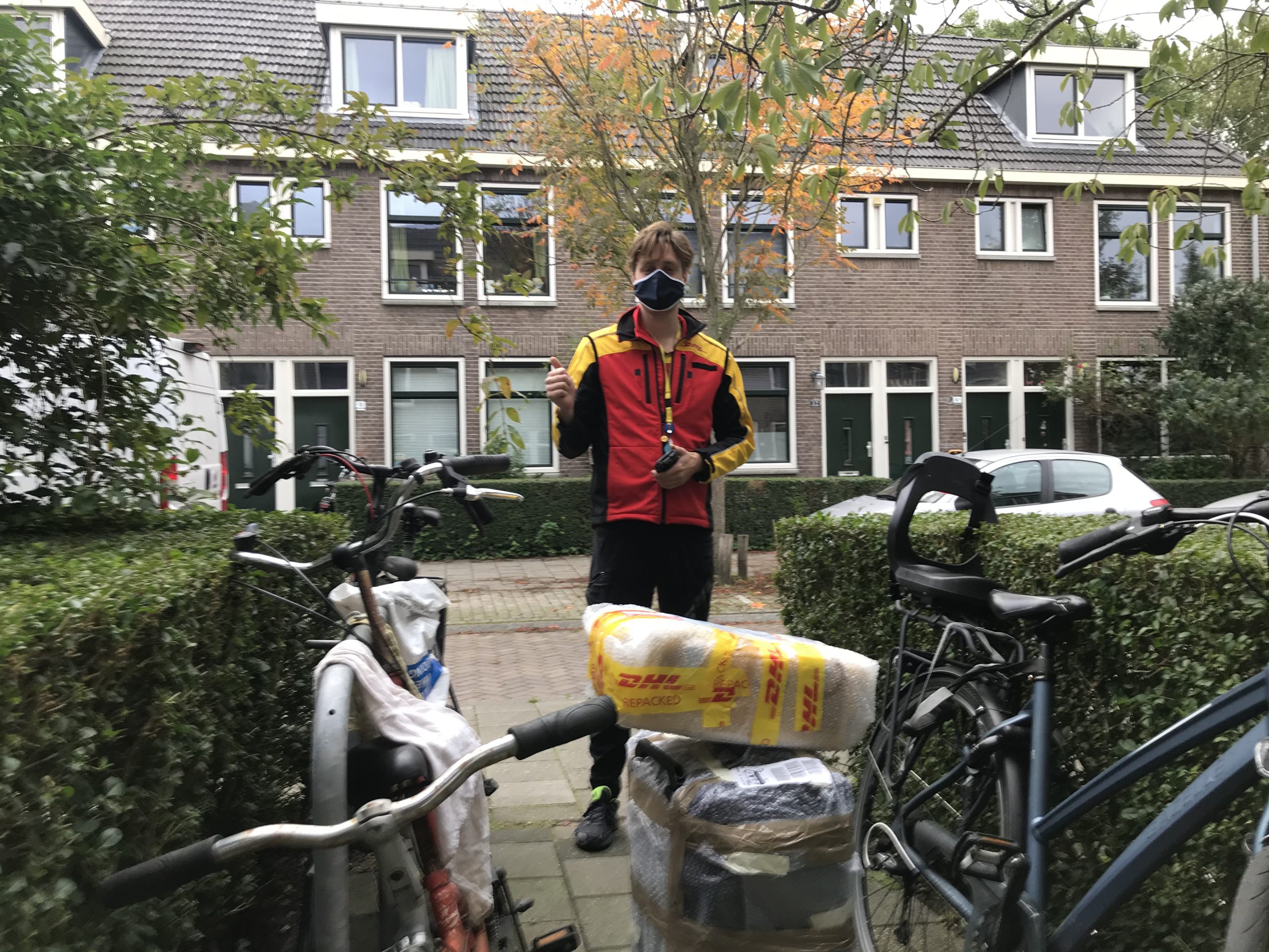 dhl delivery dhl delivery